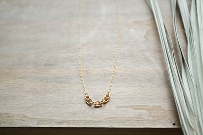 Aires Necklace
